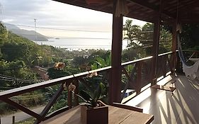 Conforto E Charme Em Ilhabela